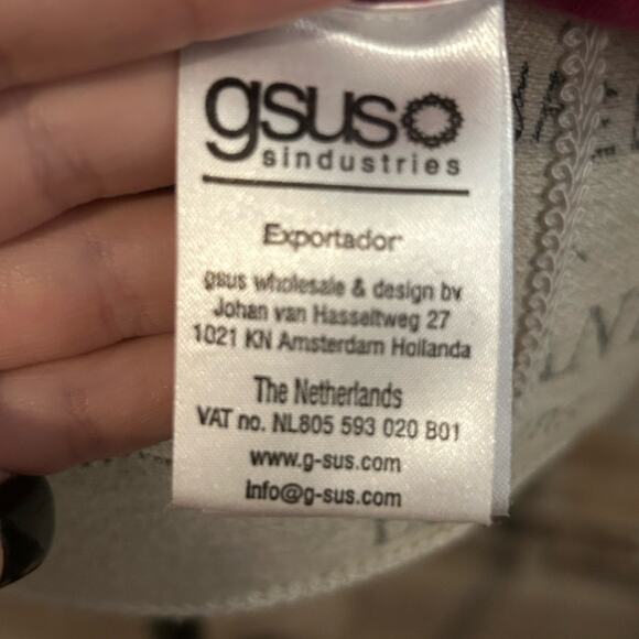 Gsus sindustries beetle scarab featured wool blend wine red knit top sz medium - Picture 10 of 12